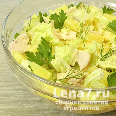 Салат с копченой курицей и ананасами: рецепт