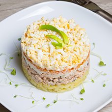 Салат «Мимоза» со сливочным маслом: рецепты