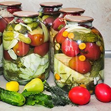Салат на зиму из огурцов, перца и помидоров: рецепты