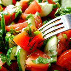 Салат из огурцов, помидоров и лука на зиму: рецепты