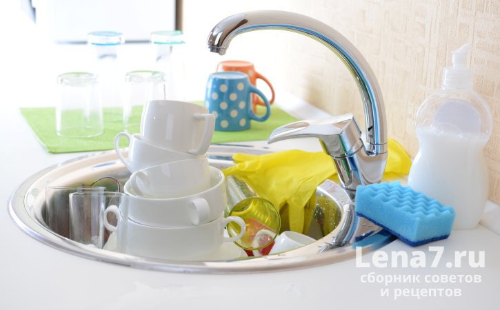 Использованные губки для посуды - предметы, которым не место на кухне