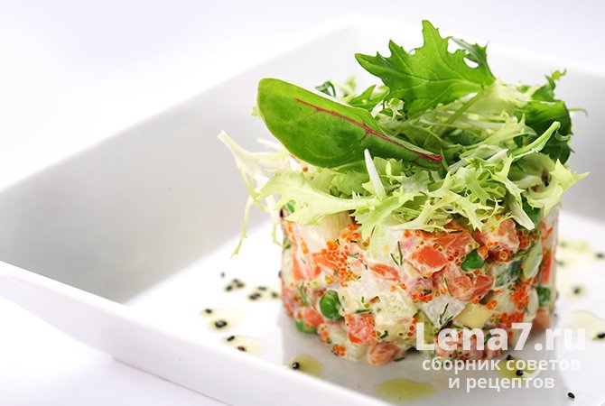Салат с красной рыбой и икрой - рецепт с фотографиями - Patee. Рецепты