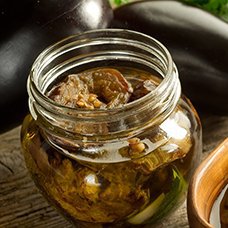 Салат «Десятка» из баклажанов на зиму: популярные варианты рецепта
