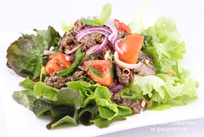 Салат «Принц» с говядиной и овощами