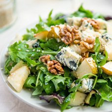 Салат с грушей: рецепты