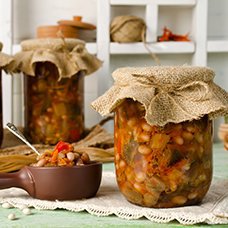 Салат с баклажанами и фасолью на зиму: рецепты